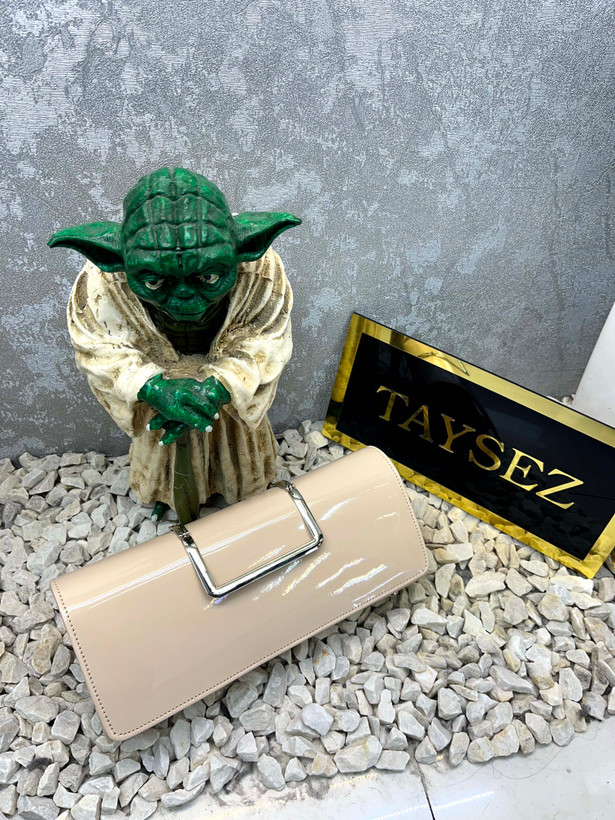 کیف مجلسی شب ورنی ساده دسته تاشو به همراه زنجیر دوشی(سایز بزرگ)
